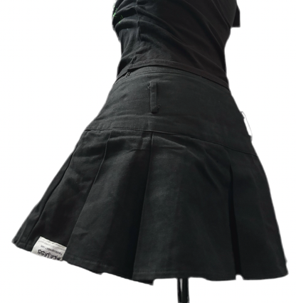 Question Pleated Skirt